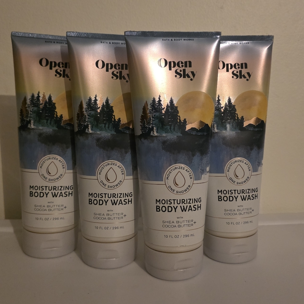 BBW OPEN SKY MOISTURIZING BODY WASH X4